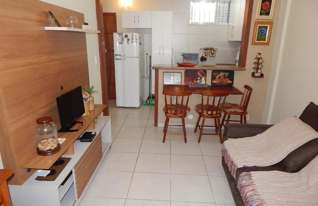 Apartamento na Praia do Forte 2 minutos a pé-1